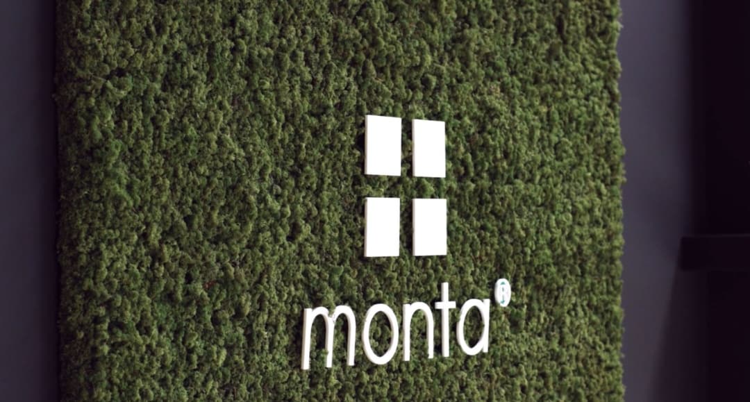 Monta – robotized racks